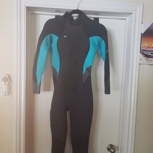 O'Neill womens wet suit